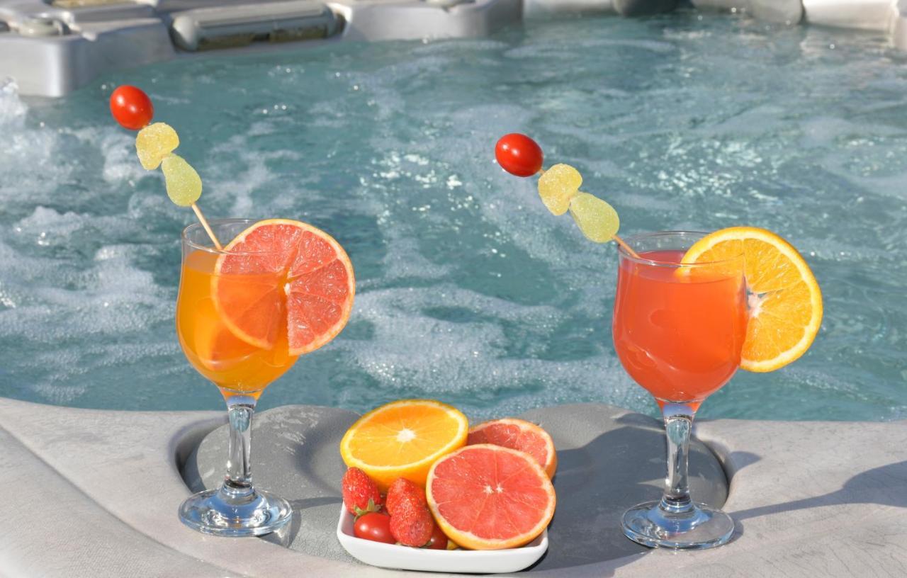 Isla De Benalmadena 1, Jacuzzi, 80M From The Sea, Ac, Bbq, Private Parking, Big Terraceアパートメント エクステリア 写真